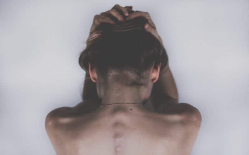 symptôme fibromyalgie femme